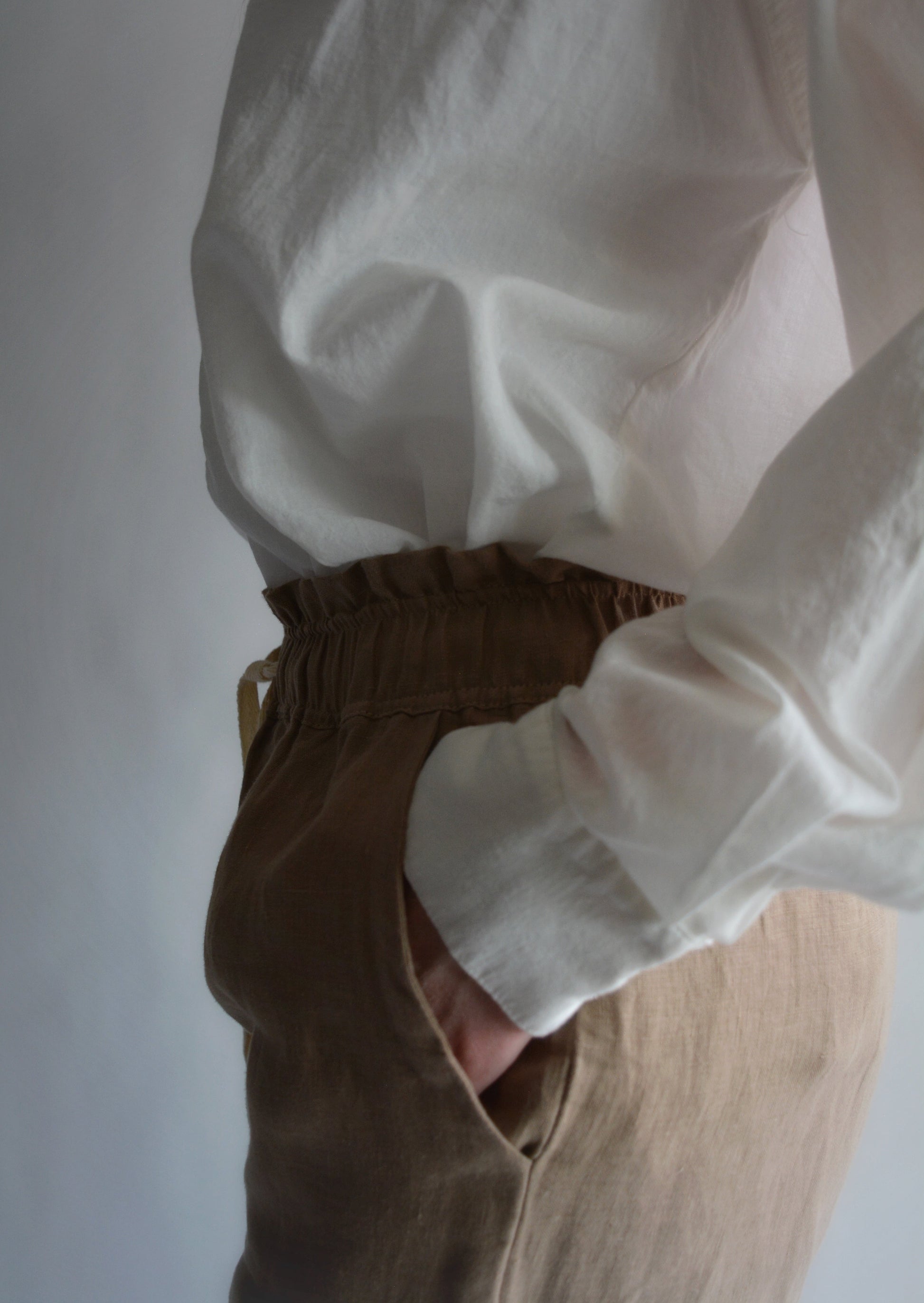 Linen Pants in Bronzed Brown color