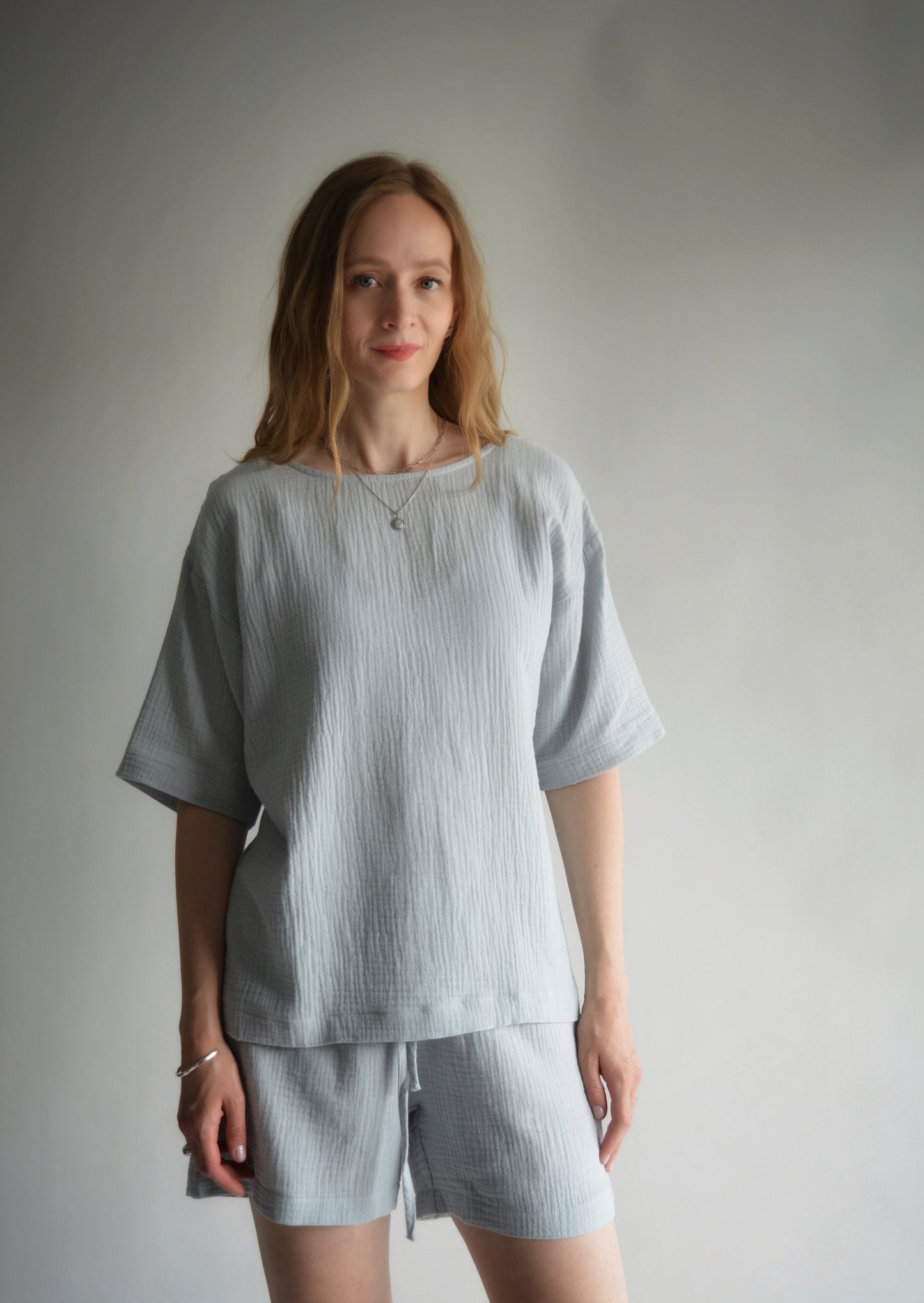 Cotton Muslin T-Shirt in Silvery Dawn