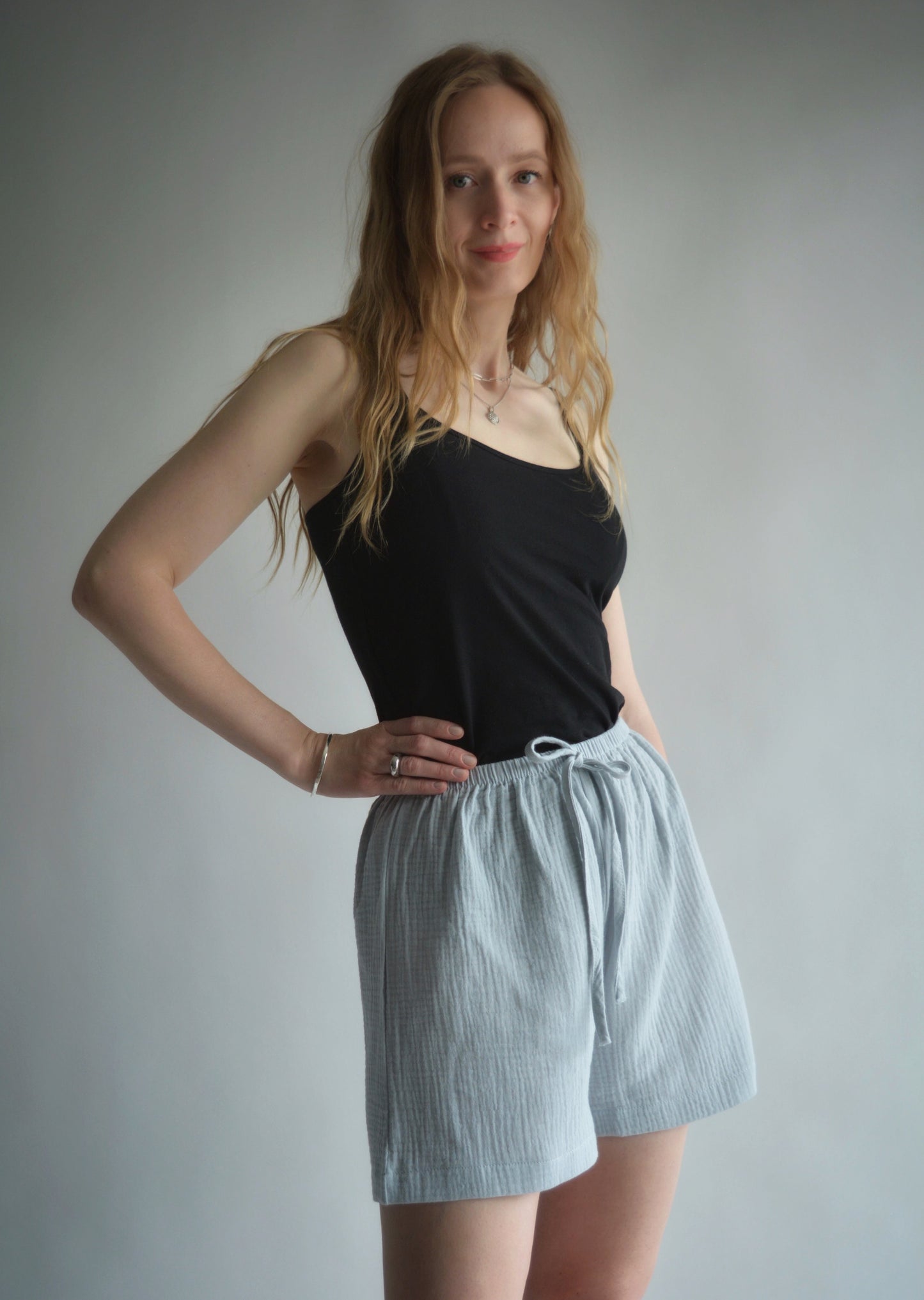 Muslin Cotton Shorts in Silvery Dawn