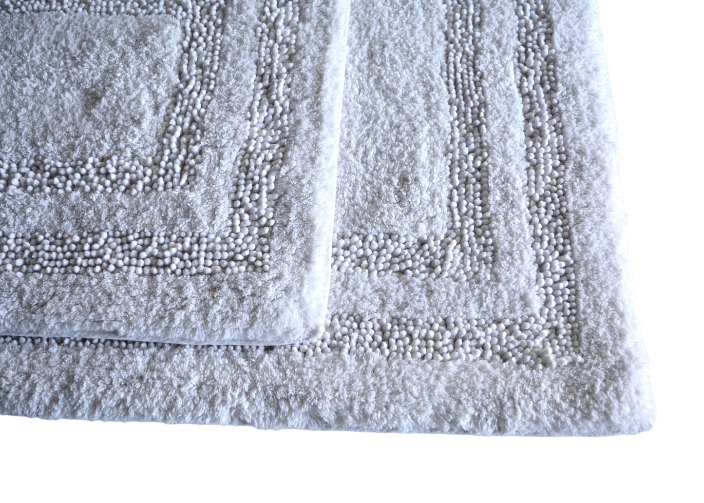 Luxury Cotton Bath Rugs Set of 2 in Silver White color
