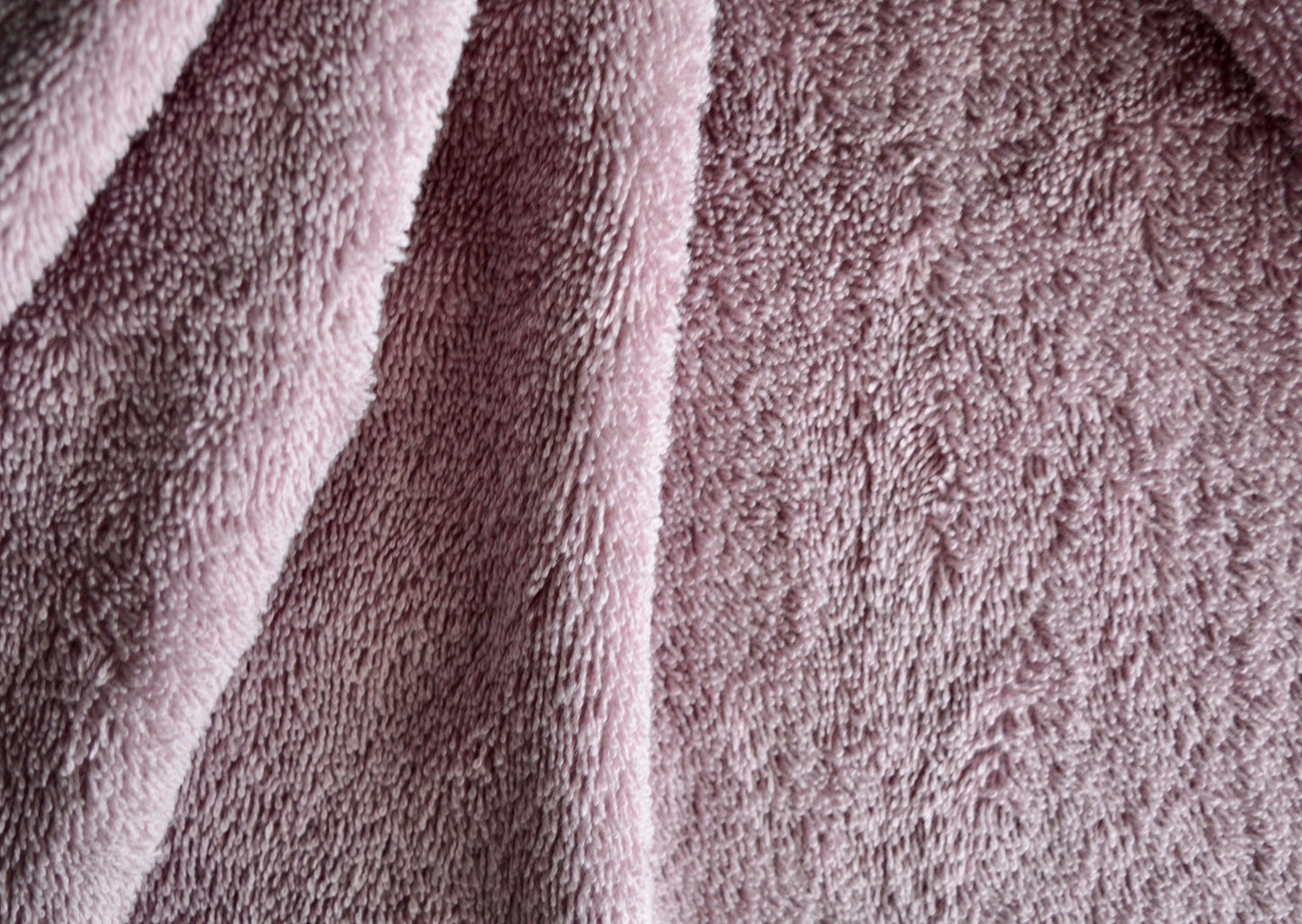 Cotton towels in Lilac Haze color