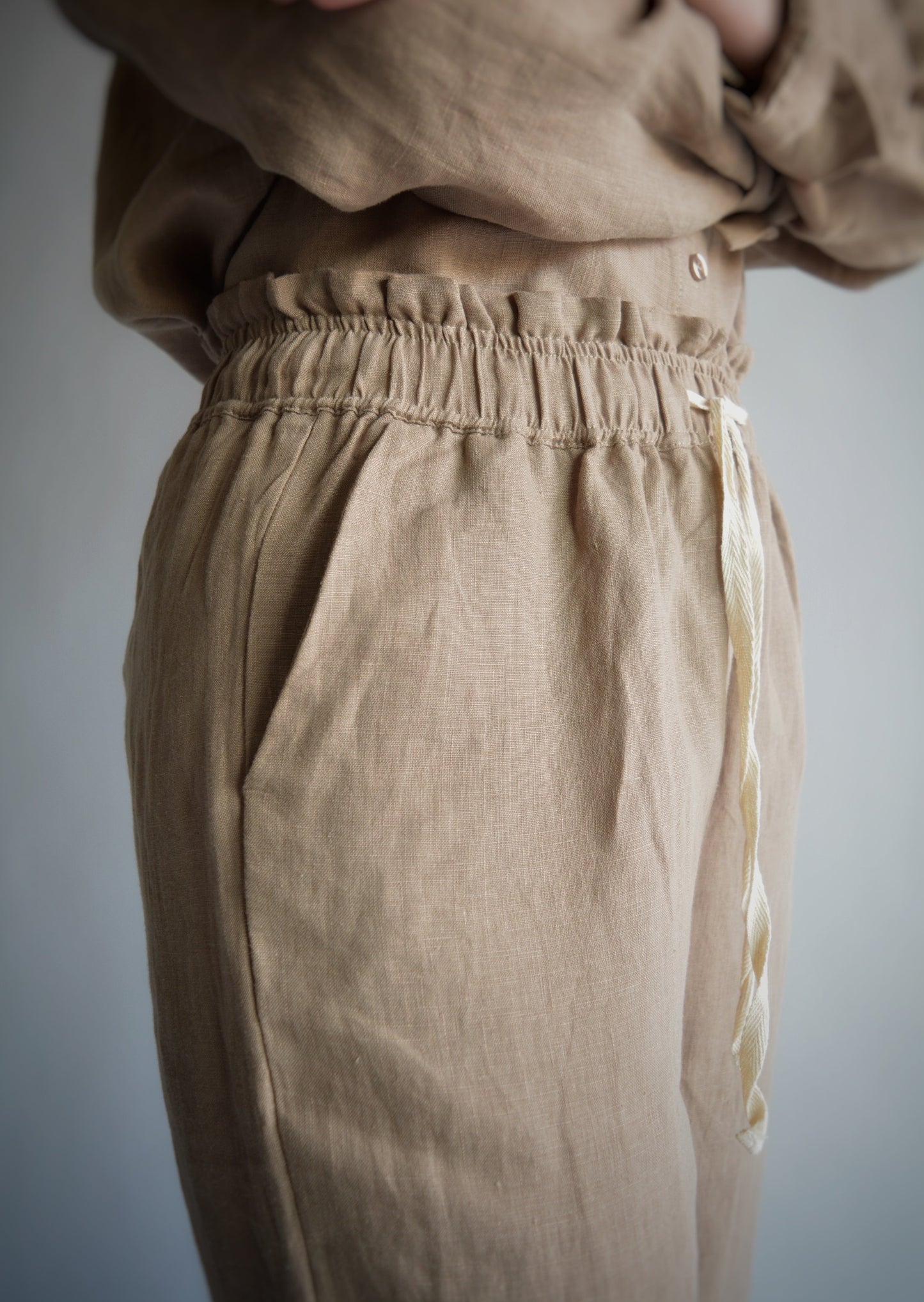 Linen Pants in Bronzed Brown color