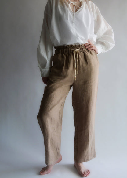 Linen Pants in Bronzed Brown color