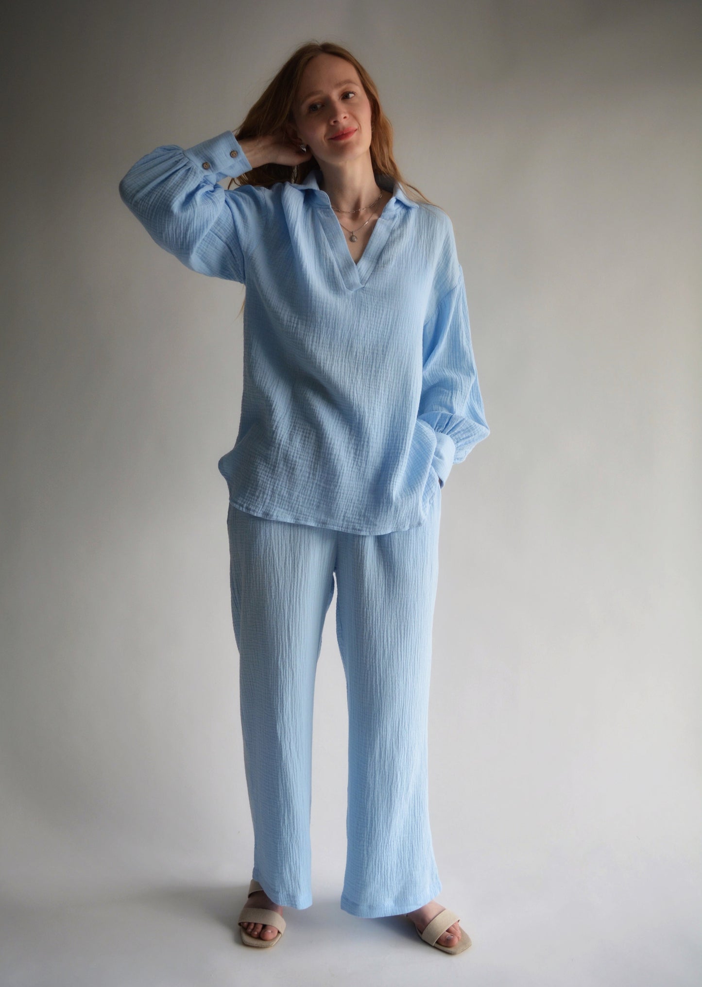 Muslin Two-Piece Set: Top and Pants in Light Blue