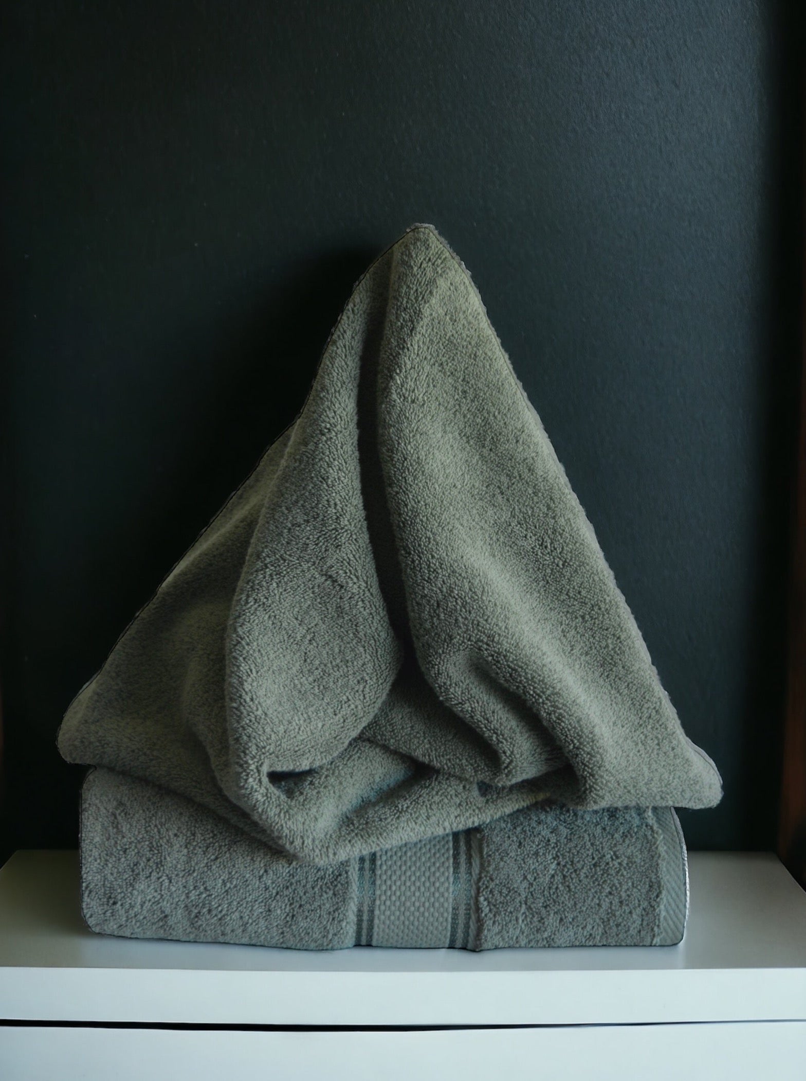 Turkish Cotton Towel Set in Moss Green color