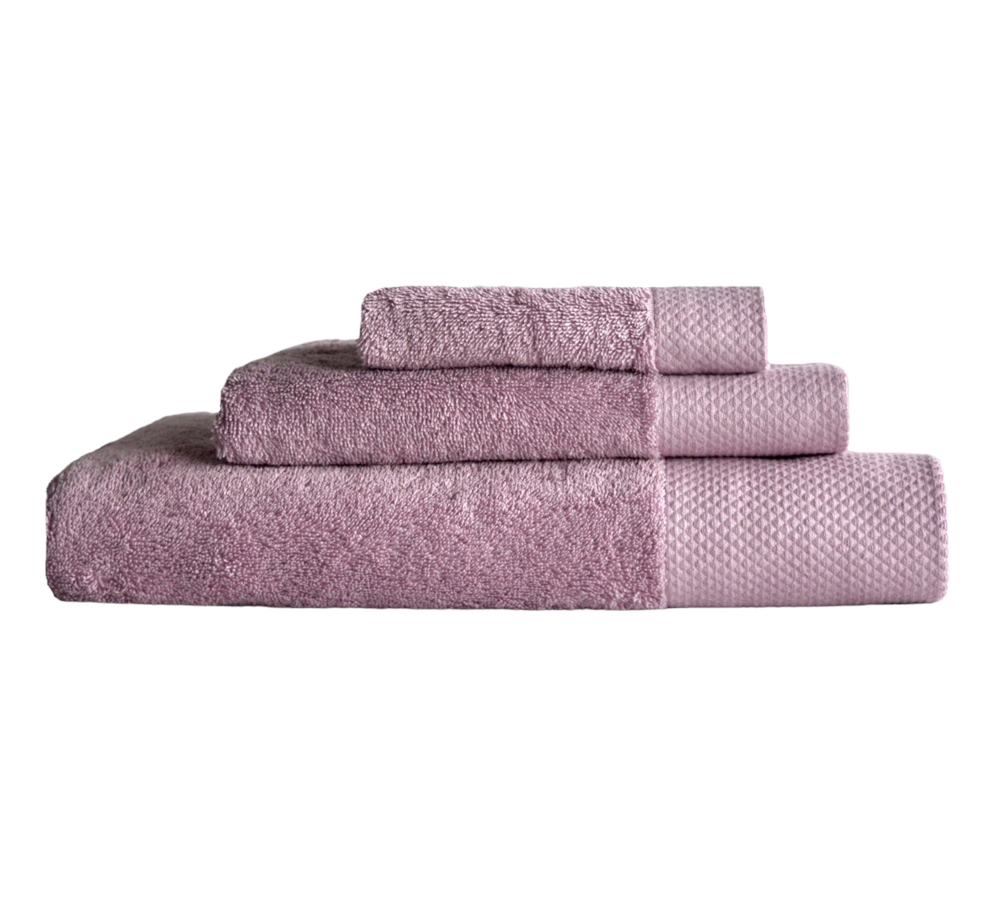 Cotton towels in Lilac Haze color