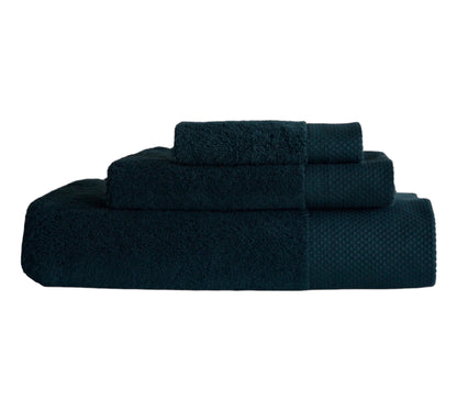Cotton towels in Oregon Forest (dark green) color